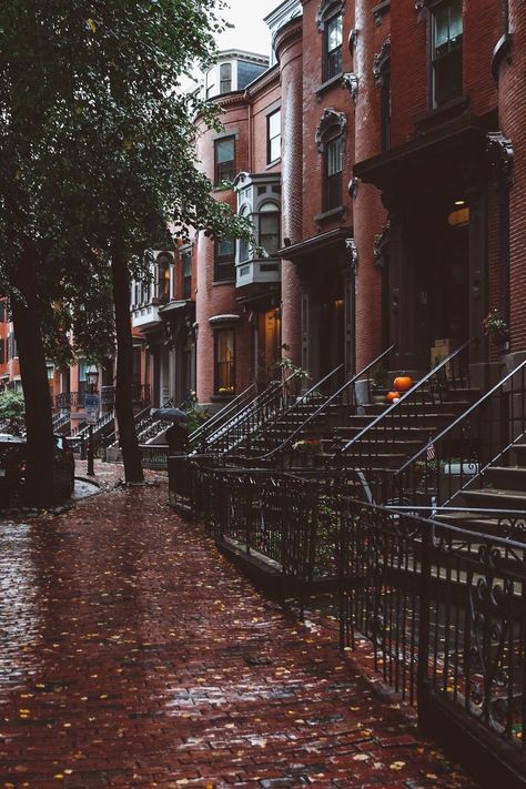 Rainy Boston Aesthetic, Brooklyn Ny Aesthetic, Brooklyn Aesthetic, Iphone Lock Screen Wallpaper, Iphone Lock Screen, Tanaman Pot, Wallpaper Lock Screen, Locked Wallpaper, City Wallpaper