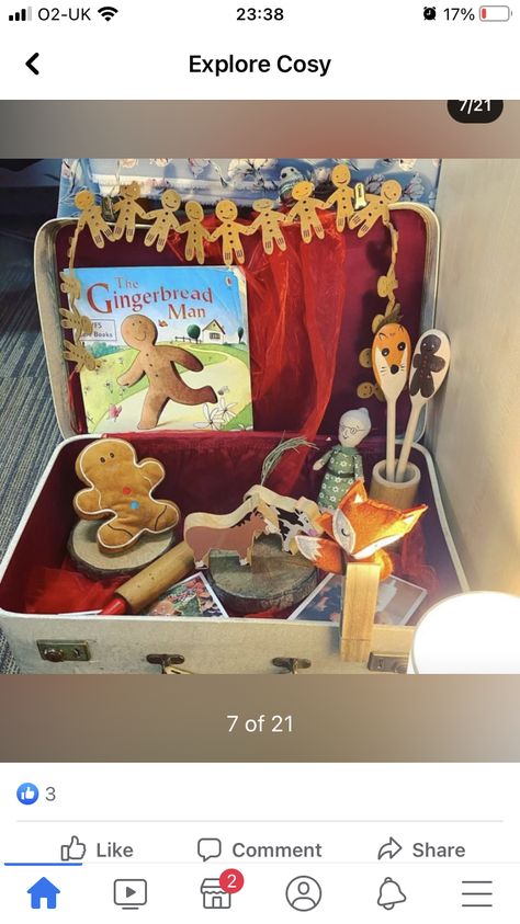 Preschool Story Telling Basket, Story Sacks Ideas, Eyfs Book Activities, Story Sack Ideas, Storytelling Basket, Story Shelves, Story Boxes, Story Baskets, Preschool Set Up