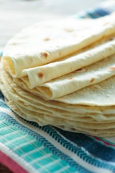 Homemade Tortilla Recipe, Homemade Flour, Recipes With Flour Tortillas, Homemade Flour Tortillas, Tortilla Recipe, Homemade Tortillas, Tortilla Wraps, Flour Tortillas, Bread Recipes Homemade