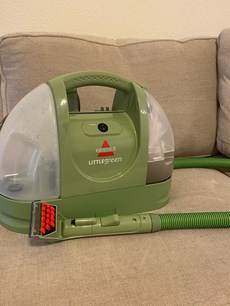 Little Green Machine Diy Solution, Green Machine Cleaner, Bissell Little Green Machine, Weddings Vibes, Couch Cleaner, Cleaning Utensils, Carpet Cleaner Machine, Couch Cleaning, Carpet And Upholstery Cleaner