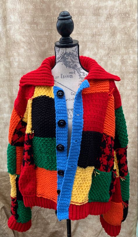 Harry Styles Cardigan Pattern, Harry Cardigan, Cardigan Harry Styles, Crochet Bunting Pattern, Harry Styles Clothes, Hslot Outfit Ideas, Harry Styles Cardigan, Harry Outfits, Harry Styles Outfit