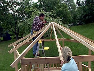 This might help us to build ours Build A Farmhouse Table, Diy Gazebo, Gazebo Roof, Screened Gazebo, Origami Lucky Star, Gazebo Plans, Wooden Gazebo, Backyard Gazebo, Wood Crafting Tools