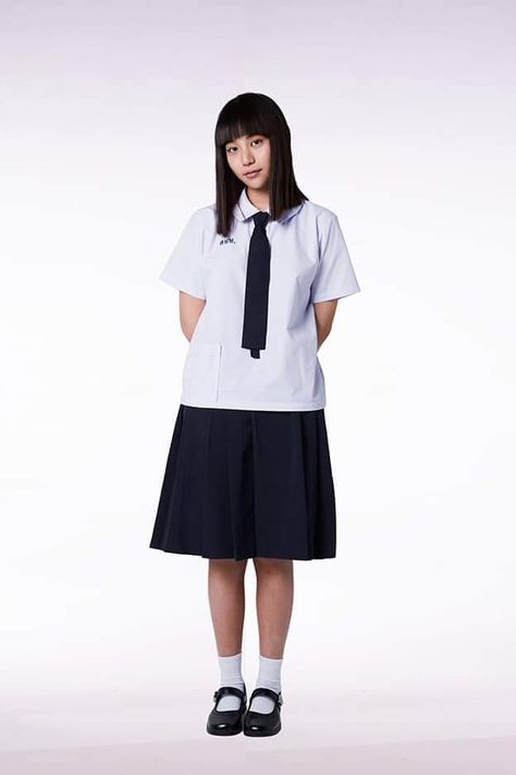 School Uniforms Ideas, K Drama Outfits, Yuri Girl, Korean Characters, Asian Cosplay, Asian Film, Mysterious Girl, Idee Cosplay, Get It Girl