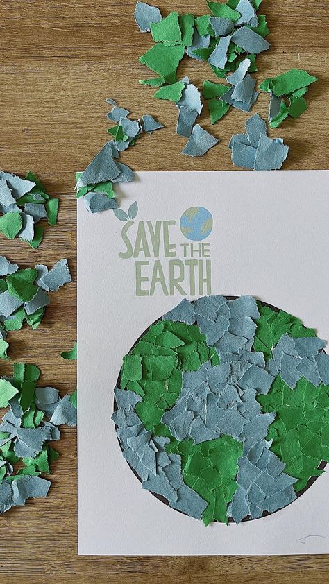 tyrannosaurustot on Instagram: Construction Paper Earth Mosaic 🌍 Such a fun and easy Earth Day craft to keep your little ones busy. Prep Time is under 5 minutes. Just… Earth Collage, Earth Day Craft, Earth Craft, Earth Hour, Earth Day Crafts, Earth Day Activities, Paper Collage Art, Earth Art, 18th Birthday Party