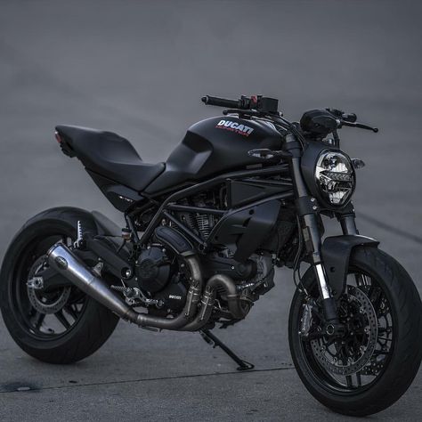 36.3k Likes, 139 Comments - Ducati Instagram (@ducatistagram) on Instagram: “The 2017 Monster 797 Dark Courtesy of: @rbjphoto #ducatistagram #ducati #monster #797” Hypermotard Ducati, Ducati Monster 796, Scrambler Cafe Racer, Ducati Xdiavel, Custom Ducati, Ducati Monster 696, Ducati Monster Custom, Ducati 999, Ducati 996