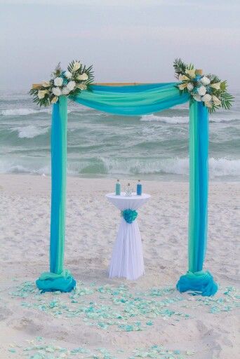 Wedding Bamboo Arbor, Wedding Planning Pictures, Tiffany Blue Wedding Theme, Ideas Aniversario, Beach Wedding Arch, Blue Beach Wedding, Wedding Alters, Dream Beach Wedding, Tiffany Blue Wedding