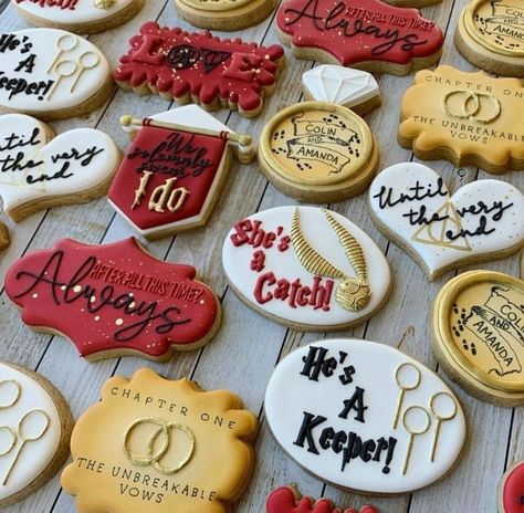 Hogwarts Wedding Ideas, Harry Potter Bridesmaid, Harry Potter Engagement, Harry Potter Bachelorette Party, Harry Potter Bachelorette, Harry Potter Bridal Shower, Bachelorette Cookies, Engagement Cookies, Harry Potter Wedding Theme