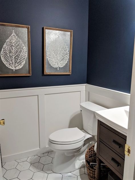 Windowless Bathroom, Navy Blue Bathrooms, Navy Bathroom, Diy Bathroom Design, Bath Makeover, Modern Toilet, Building Tips, Half Bathroom, Bathroom Trends