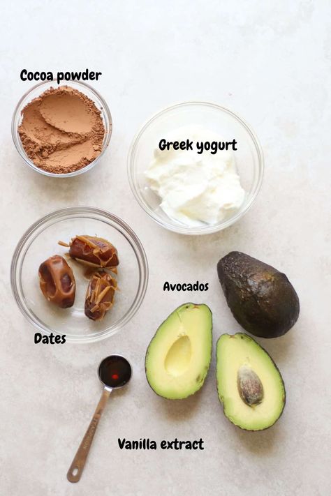 Avocado Pudding Recipe, Avocado Sweet Recipes, Sweet Avocado Recipes, Avocado Dessert Recipes Healthy, Avocado Pudding Chocolate, Avocado Dessert Recipes, Avocado Chocolate Cake, Easy Avocado Recipes, Healthy Puddings