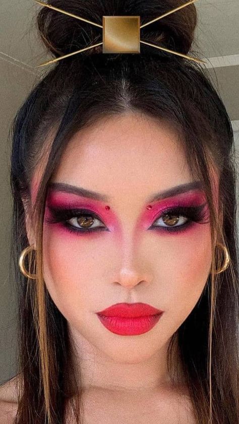 Modern Geisha Makeup, Japanese Inspired Makeup, Kimono Makeup, Mulan Makeup, Mauvelous Pink, Ninja Makeup, Japanese Photoshoot, Eye Mekup, Geisha Fashion