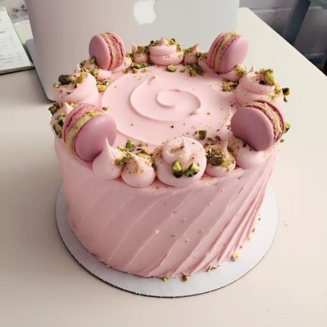 Ideas For Cupcakes, Bolo Grande, Ganache Cake, Gateaux Cake, Occasion Cakes, Pink Cake, Drip Cakes, Buttercream Cake, Cake Creations