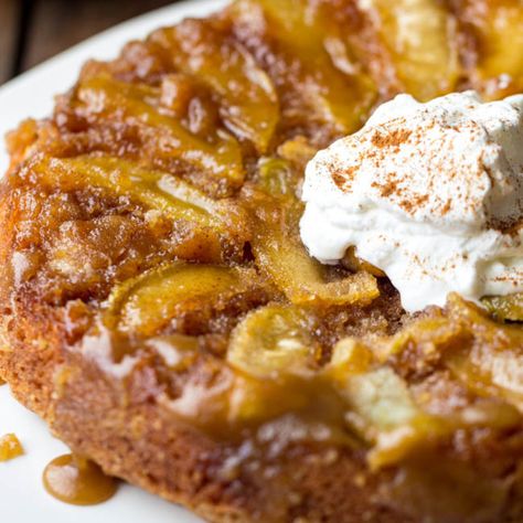 Apple Betty Recipe, Caramel Apple Upside Down Cake, Apple Betty, Apple Upside Down Cake, Upside Down Apple Cake, Caramel Apple Cake, Toffee Apple, British Baking, Apple Cake Recipes