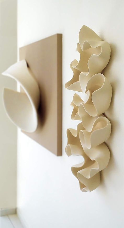 Ceramic Wall Sculpture, Sculpture Wall, Artist Wall, Keramik Design, Modern Abstract Wall Art, Ceramic Wall Art, Clay Wall, Plaster Art, Ceramics Ideas Pottery