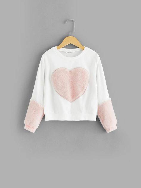 Girls Fluffy Heart Patched Sweatshirt Patched Sweatshirt, Girls Sweatshirts, Pullovers Outfit, Casual Skirt Outfits, Heart Patches, Sweatshirts Online, Striped Sleeve, Girl Sweatshirts, Sweaters And Jeans