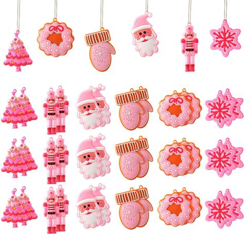 Anthropologie Christmas Tree, Pink Christmas Ornaments, Retro Christmas Tree, Ornaments Christmas Tree, Traditional Ornaments, Pink Ornament, Christmas Tree And Santa, Pink Christmas Decorations, Snowman Christmas Tree