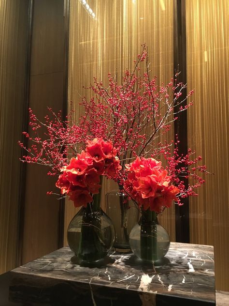 Hotel Arrangements Lobbies, Restaurant Flower Decoration, Restaurant Flower Arrangements, Christmas Restaurant Decorations, Office Flower Arrangements, Hotel Lobby Flowers, New Year Flower Arrangement, Corporate Flower Arrangements, Corporate Event Centerpieces