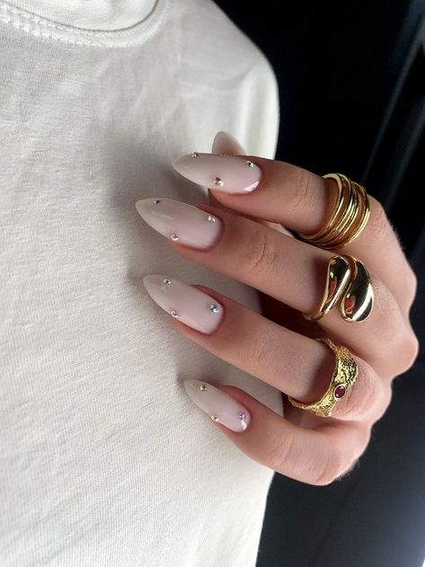 Short New Year's Nails 2024: Embrace Milky White, Silver, and Rhinestones Milky Nails, Wow Nails, Work Nails, Basic Nails, Nagel Inspo, New Year's Nails, Cat Kuku, Silver Nails, Fire Nails