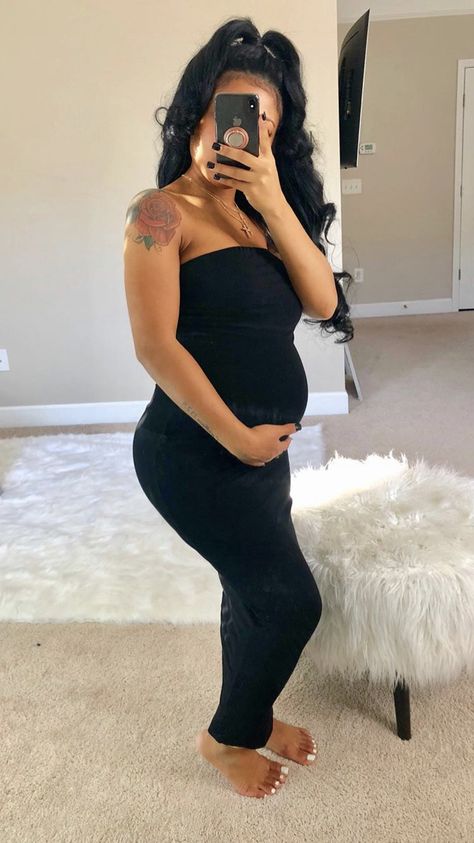 @TRUUBEAUTYS💧 Pregnacy Fashion, Summer Pregnancy Outfits, Casual Maternity Outfits, Cute Pregnancy Pictures, Baby Bump Style, Preggo Fashion, Pretty Pregnant, Mommy Outfits, Cute Maternity Outfits