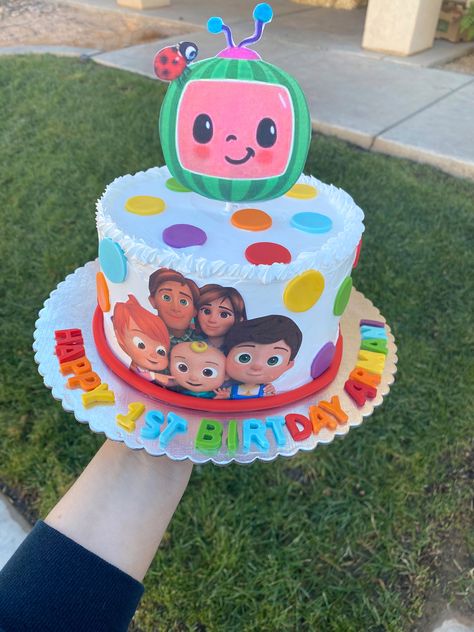 Isabelsicedcakes on IG- colorful Cocomelon Birthday 1st birthday smash cake Coco Melon Sheet Cake, Small Cocomelon Cake, Cocomelon Cake Diy, Coco Melon Smash Cake, Cocomelon Cake 1st Birthday, Cocomelon Number Cake, Diy Cocomelon Cake, Cocomelon Cake Ideas For Boy, Cocomelon Cake Ideas For Girl