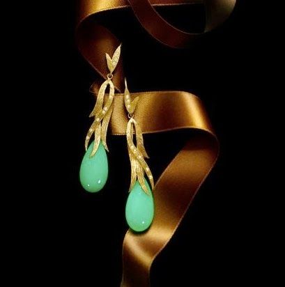 #FeatureFriday #blog is up - Q&A with @Design Hub Kaiser Jewelry at inspiredantiquity.blogspot.com - stop by and DROOL! Chrysoprase Jewelry, Diamonds Earrings, Contemporary Jewelry Design, Exclusive Jewelry, Fantasy Jewelry, Fine Jewellery Earrings, Beaded Earrings, Jewelry Sets, Beautiful Jewelry