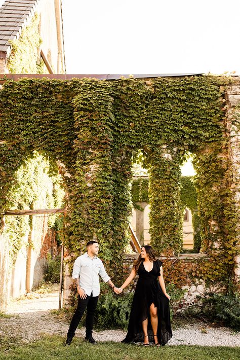 Engagement Photos St Louis, Stl Engagement Photos, St Louis Engagement Photos, St Louis Wedding Photography, Downtown St Louis, Lafayette Square, St Louis Art, Cute Engagement Photos, St Louis Wedding