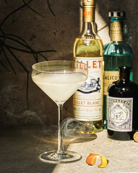 Corpse Reviver No. 2 - A Classic Cocktail Recipe | Lillet US Monkey 47 Gin, Monkey 47, Rose Spritz, Corpse Reviver, Boulevardier, Classic Cocktail Recipes, Top Cocktails, Orange Twist, Long Drink