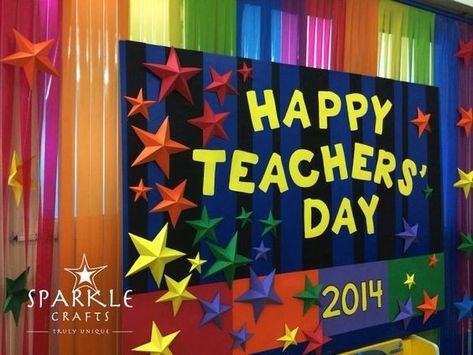 Teachers Day Photo Frame Ideas, Stage Decorations For Teachers Day, Teachers Day School Board Decoration, Teacher's Day Bulletin Board Ideas, Teachers Day Party Decoration, Teachers Day Celebration Ideas In School, Teachers Day Board Decoration Ideas In School, Teacher Day Bulletin Board Decoration, Teachers Day Notice Board Ideas