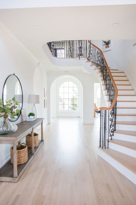 Red Oak Stairs, Red Oak Hardwood Floors Stains, Oak Floor Kitchen, White Wash Oak Floor, Red Oak Wood Floors, Hardwood Floor Stain Colors, Oak Floor Stains, Floor Stain Colors, Wood Floor Stain Colors