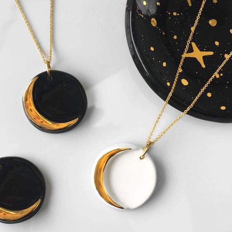 Diy Moon, Crescent Moon Necklace Gold, Elephant Pendant Necklace, Black Gold Jewelry, Polymer Clay Jewelry Diy, Gold Ceramic, Clay Jewelry Diy, Crescent Moon Necklace, Elephant Pendant