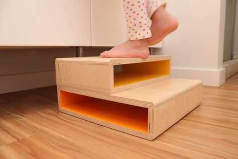 Step Up | A Modern Step Stool for Kids on Behance Kids Bathroom Step Stool, Childrens Step Stool, Toilet Step, Step Stool For Kids, Toilet Stool, Wood Step Stool, Toddler Step Stool, Plywood Projects, Diy Stool