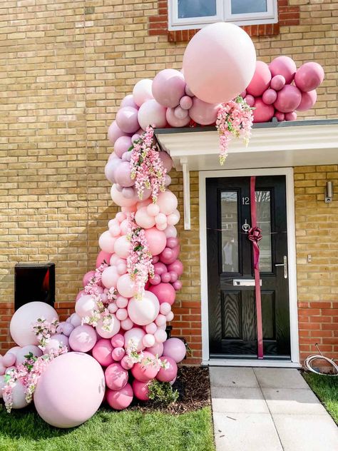 Ballon Business, Floral Balloon Garland, Floral Balloon Arch, Baloon Garland, Butterfly Balloon, Wedding Fairytale, Princess Balloons, Balloon House, Butterfly Balloons