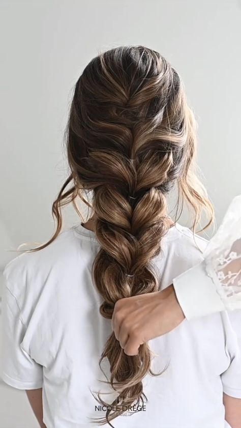 hair styles for long hair length Braid Hairstyles For A Wedding, Messy Braid Bridesmaid Hair, Thick Braid Bridal Hair, Simple Braid Wedding Hair, Wedding Hair Big Braid, Wedding Updos For Long Hair Braid, Braid Fancy Hairstyles, Long Braid For Wedding, Braided Fancy Hairstyles