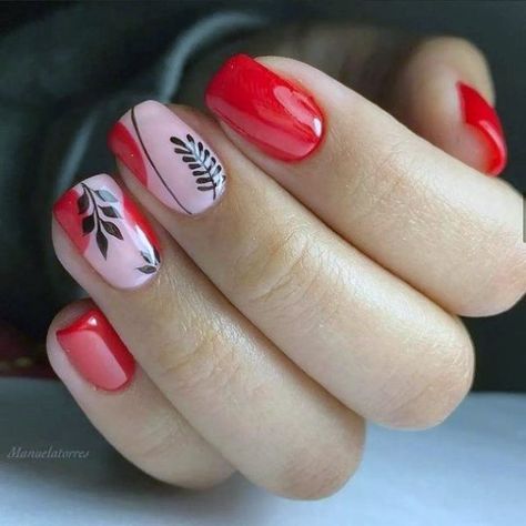 Explore 2024's Trendy Red Spring Nails - Acrylic, Gel, and Art Designs Red Nail Art Designs, Red Gel Nails, Red Nail Art, Gel Nail Art Designs, Trendy Nail Art Designs, Nail Art Wedding, Dipped Nails, Dream Nails, Red Nails