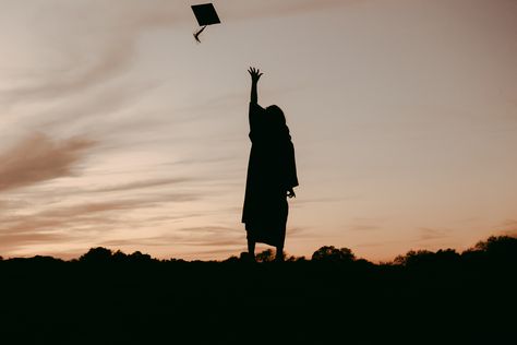 girl throwing graduation cap in air Graduation Caps Thrown In Air, Graduation Hats In The Air, Graduation Caps In The Air, Graduation Cap Throwing Aesthetic, Throwing Caps Graduation, Graduation Cover, Summer After High School, James Kirk, Photos Of Landscapes