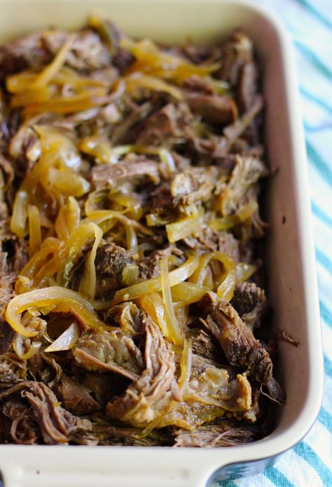 Mexican Shredded Beef | 12 Tomatoes Mexican Shredded Beef Crockpot, Hispanic Food Recipes, Slow Cooker Mexican Shredded Beef, Shredded Beef Enchiladas, Mexican Meat, Mexican Dinners, Shredded Beef Recipes, Mexican Favorites, Slow Cooker Mexican