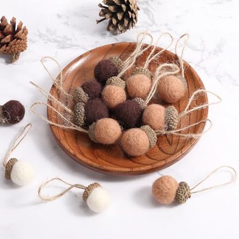 Mantel Wall Decor, Woodland Party Decor, Acorn Decor, Felt Acorn, Woodland Party Decorations, Acorn Garland, Farmhouse Mantel, Acorn Decorations, Felted Acorns