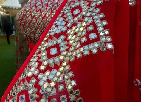 Beautiful mirror work. Raja Kumari, Mirror Work Embroidery, Diwali 2024, Mirror Dress, Bollywood Theme, Mirror Embroidery, Zardozi Embroidery, Latest Dress Design, Beautiful Mirror