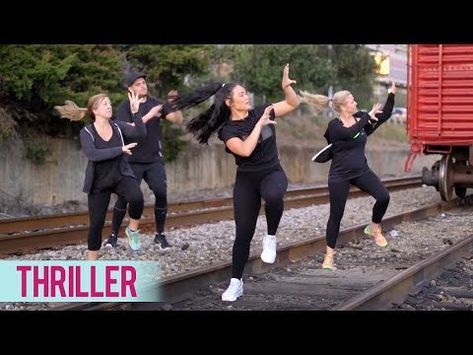 Michael Jackson Thriller Dance, Thriller Dance, Zumba Workout Videos, Zumba (dance), Dance Workout Routine, Zumba Routines, Dance Basics, Michael Jackson Thriller, Dancer Workout