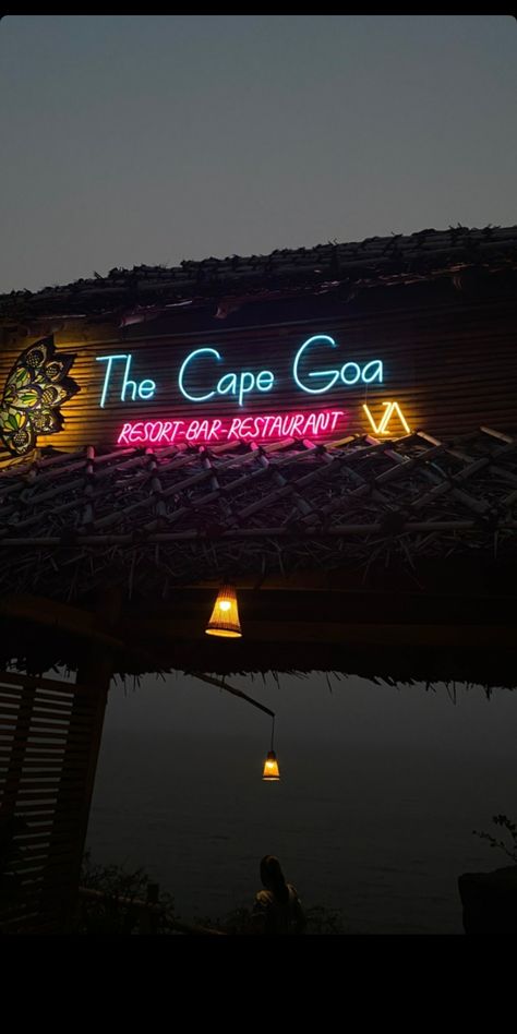 Resort Snapchat Story India, Goa Snaps Night, Goa With Friends Aesthetic, Goa Food Snap, Goa Airport Snapchat, Goa Trip Aesthetic, Goa Snapchat, Goa Snapchat Stories, Goa Aesthetic Pictures