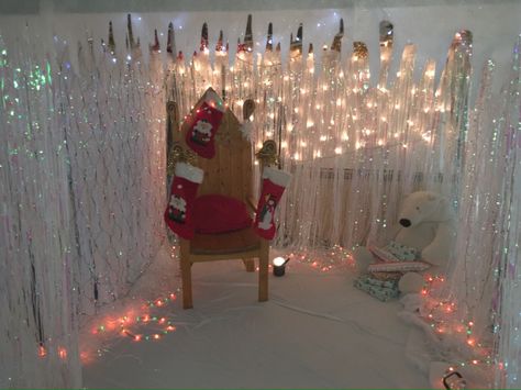 SpringfieldPrimary on Twitter: "Wow! Santa's Grotto is ready for the Christmas Fair tomorrow! 3:30pm- 5:00pm! #PTA #ChristmasFair #saletown https://t.co/x4kFF2ZX9G" / Twitter Diy Santas Grotto Ideas, Diy Santa Grotto, Diy Christmas Grotto, Christmas Grotto Ideas, Santa Grotto, Grotto Ideas, Santas Grotto, Santa's Grotto, Christmas Toy Drive