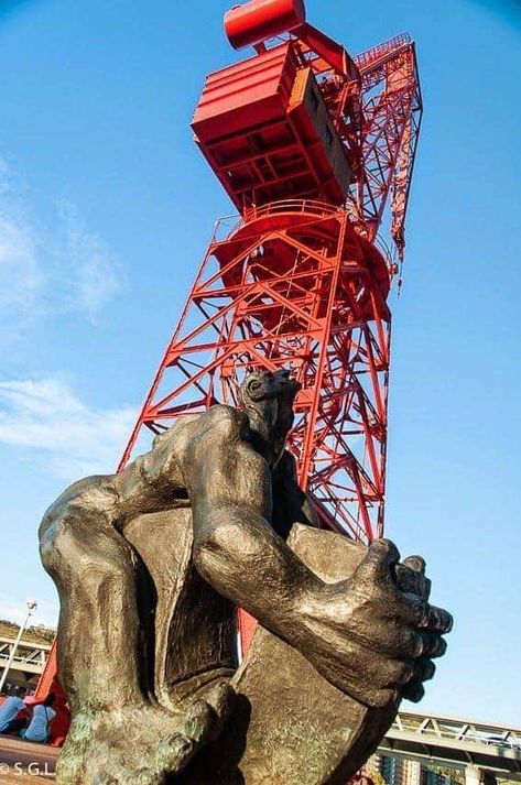 Museos de Bilbao gratis, ¿Cuáles y cuándo es posible visitarlos? Athletic Club, Basque Country, Bilbao, The Good Place, Lion Sculpture, Spain, Statue, Sculpture, Travel