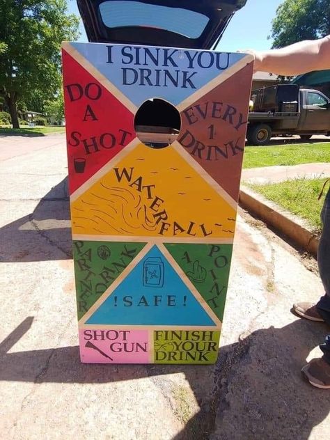 Idea on what to paint on your boards once you’ve made it (or had it made) Drinking Cornhole, Drinking Board, College Crafts, What To Paint, Diy Cornhole Boards, Cornhole Boards Designs, Diy Yard Games, Corn Hole Diy, Cornhole Designs