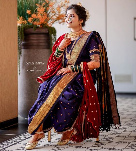 Marathi Outfit, Haldi Makeup, Saree Types, Marathi Nath, Maharashtrian Bride, Maharashtrian Wedding, Maharashtrian Saree, Krishna Holi, Marathi Bride