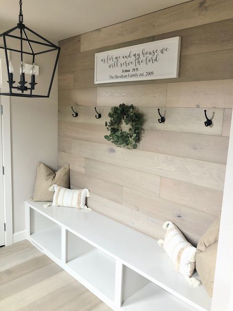 Front Entryway Ideas Shiplap, Entry Mudroom Ideas Farmhouse, Mudwall Entryway, Mudroom Shiplap Ideas, Modern Farmhouse Mudroom Ideas, Mudroom Decorating Ideas Entrance, Mud Room Farmhouse Entryway, Modern Country Entryway, Shallow Entryway Storage