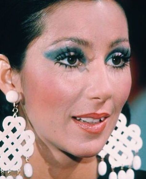 1970’s Makeup, Studio 54 Makeup, 1970 Makeup, Cher Makeup, 70s Make Up, 70’s Makeup, 70s Disco Makeup, 70s Makeup Look, 70s Hair And Makeup