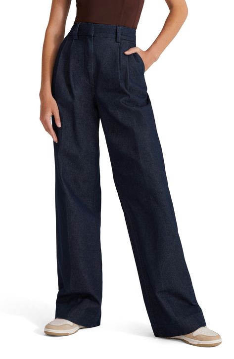 Favorite Daughter The Favorite Wide Leg Denim Pants available at #Nordstrom Chic Denim Outfits, Wide Pants Outfit, Denim Outfit Ideas, Pleated Wide Leg Pants, Wide Leg Denim Pants, Denim Street Style, Trousers Women Wide Leg, High Waisted Dress Pants, Room Stuff