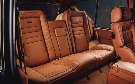 Range Rover Classic 2 Door Coupe - Overfinch Heritage Aesthetic Sports, Luxury Lifestyle Aesthetic, Black Cars, Walnut Doors, Luxury Car Interior, Range Rover Classic, Drag Racing Cars, Beauty Wallpaper, Sport Seats