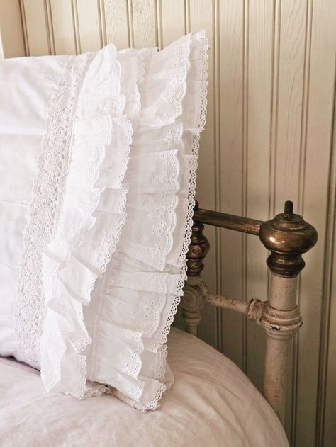 White Cottage Bedroom, Bedding Style, Cowgirl Room, Lace Pillow, Ruffle Pillow, Farmhouse Fabric, Dreamy Whites, Shabby Chic Bedding, Cottage Bedroom