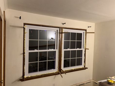 How To Replace Windows Diy, Replacing Windows Diy, Diy Window Installation, Window Replacement Diy, Window Makeover Diy, How To Replace Windows, Diy Window Replacement, Replace Windows, Replacing Windows