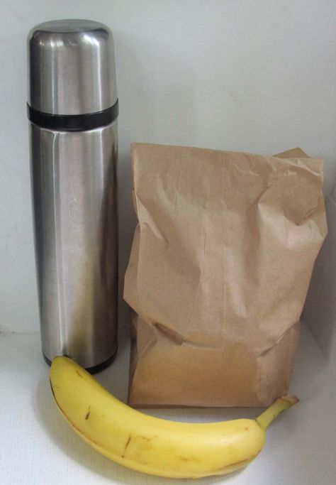 10 Tips for Better Brown Bag Lunches - blog - Mother Would Know - recipes & cooking tips Cookies And Coffee, Food For Work, Clean Eating Kids, Packing School Lunches, Brown Bag Lunch, Office Brown, Daycare Menu, Kids Juice, Lunch Options